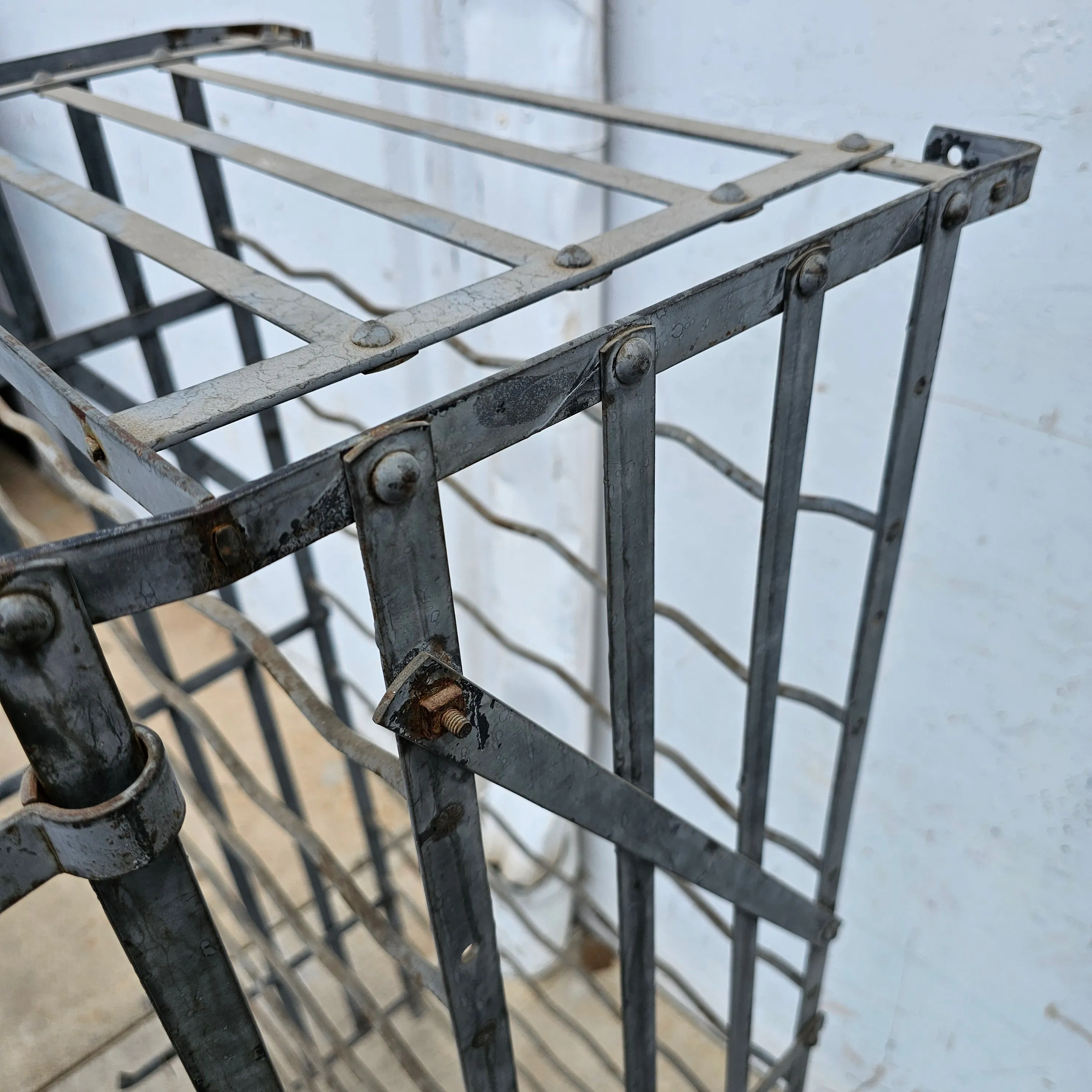 Aluminum Rigidex Wine Cage / Rack