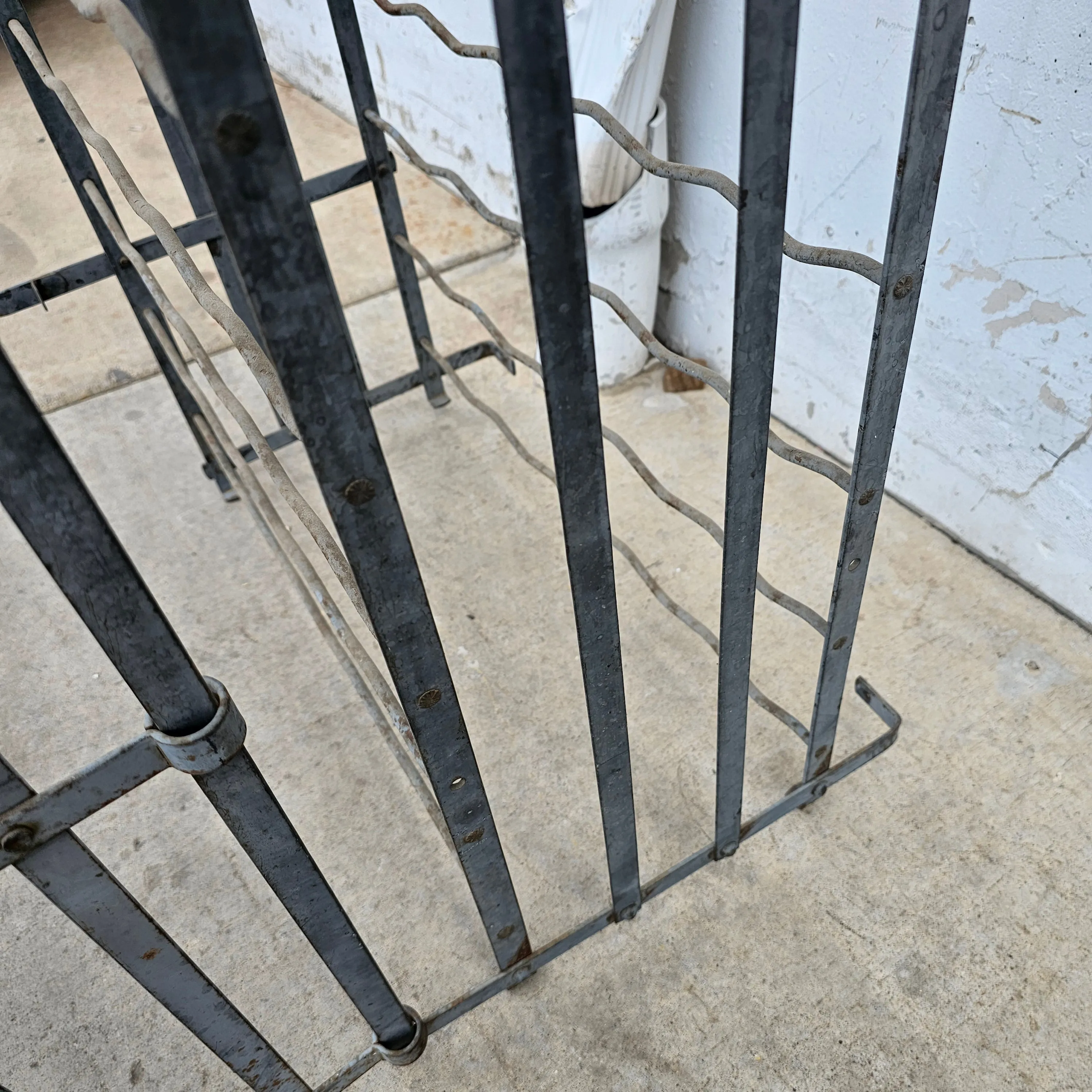 Aluminum Rigidex Wine Cage / Rack