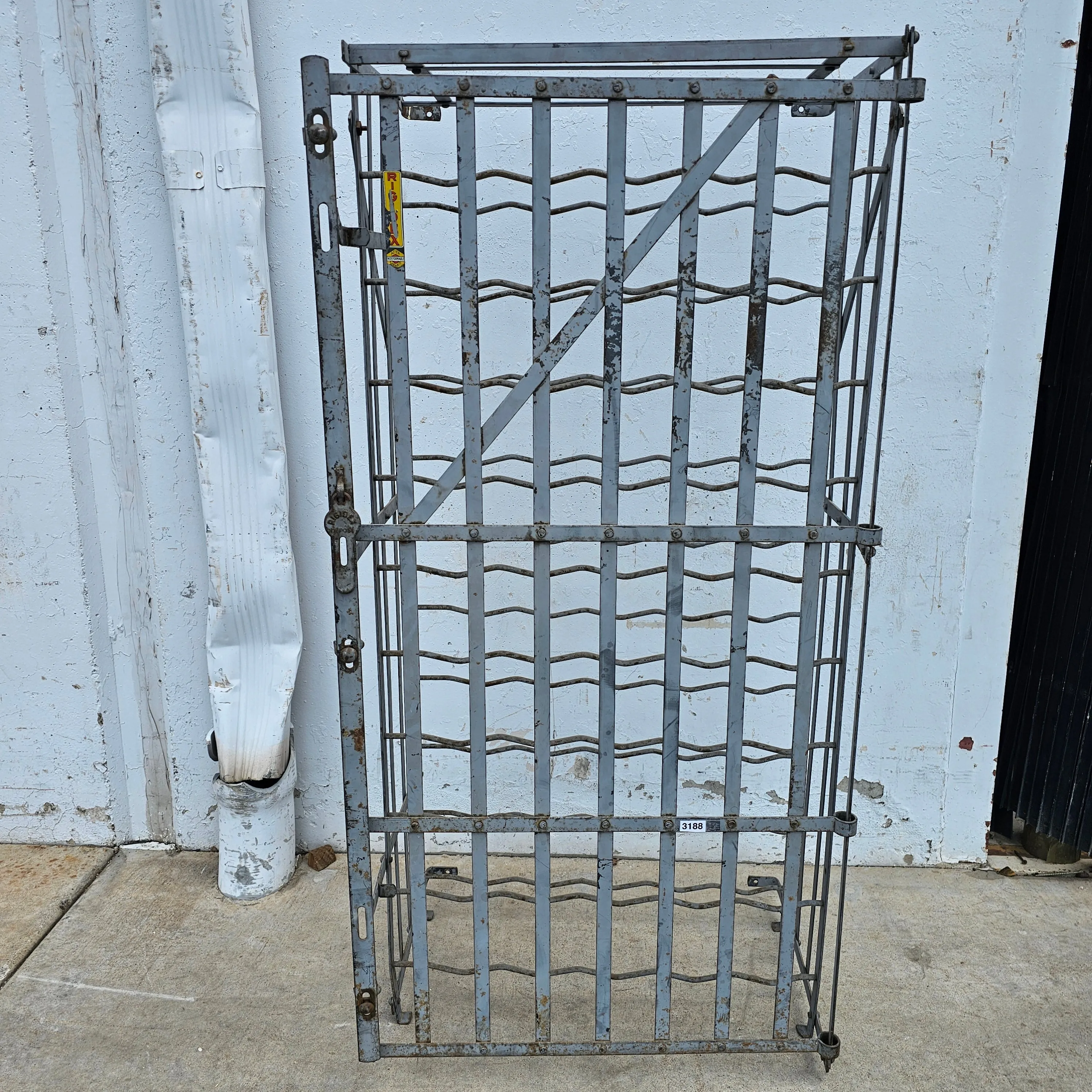 Aluminum Rigidex Wine Cage / Rack