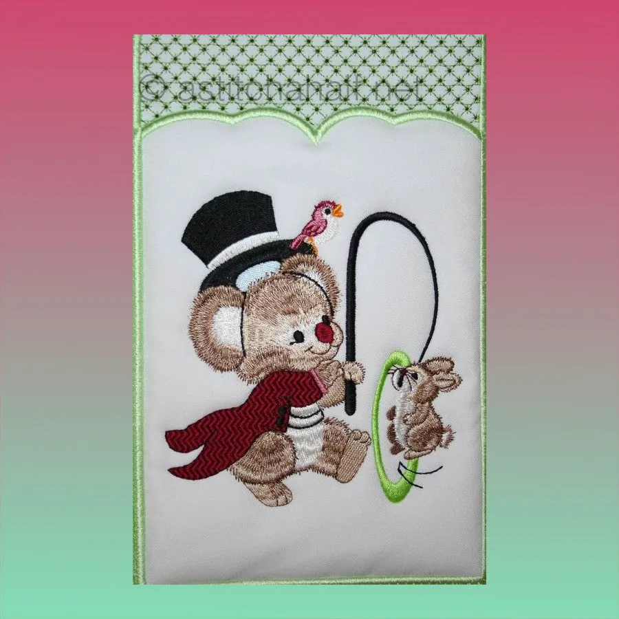 Fuzzy Circus Baby Closet Organizer